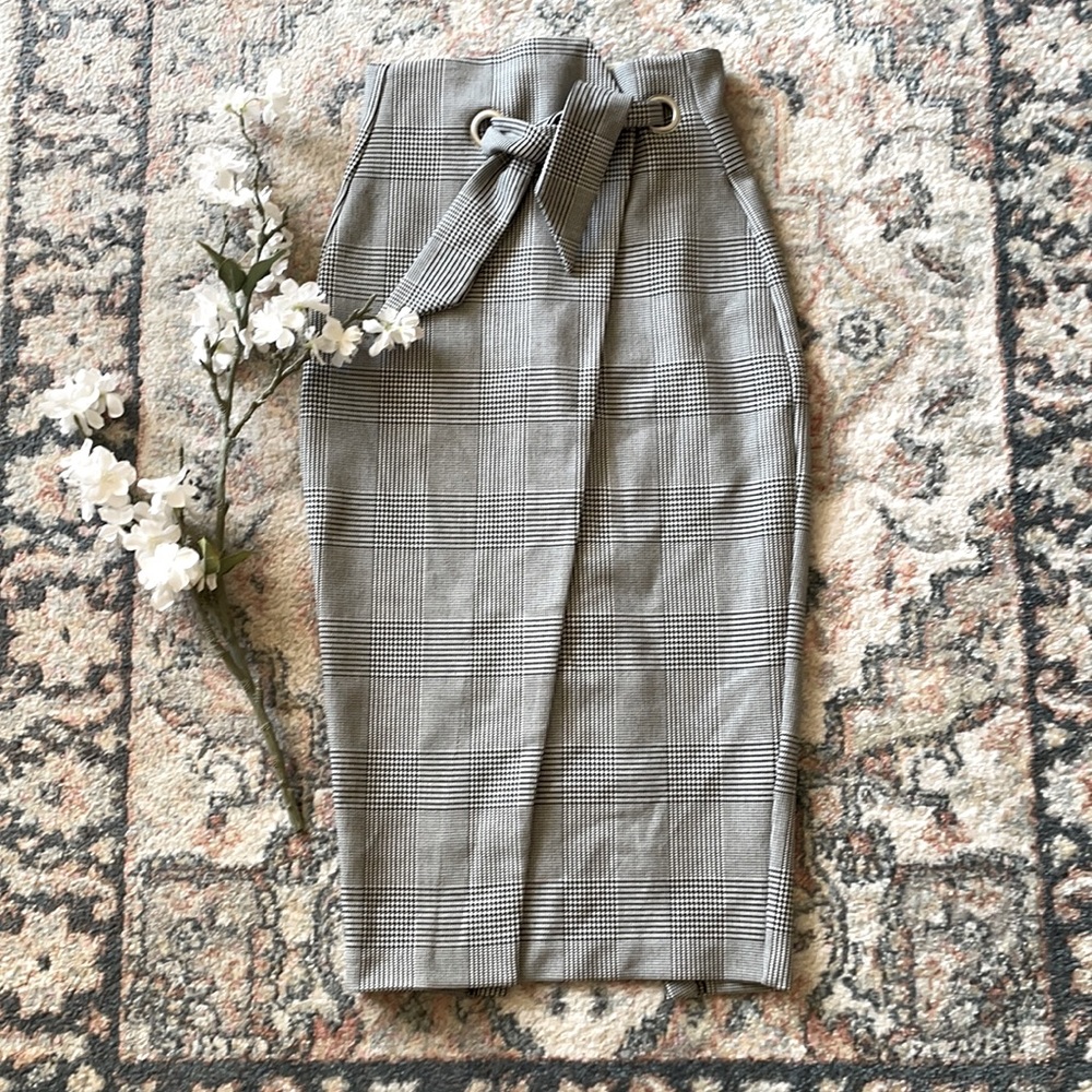 H&M Plaid Pencil Skirt